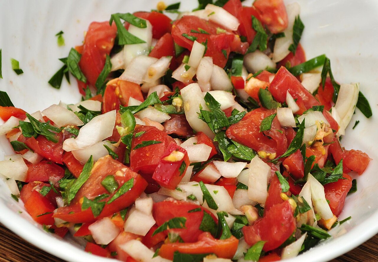 Pico de Gallo vs. Salsa: Understanding the Fresh Mexican Difference